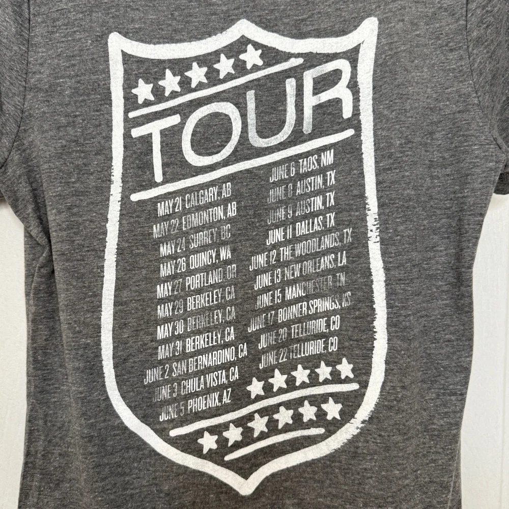 Mumford & Sons graphic tee size small - Picture 4 of 6